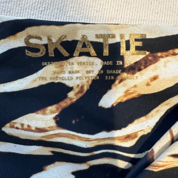 Skatie Swim Set - Picture 2 of 4